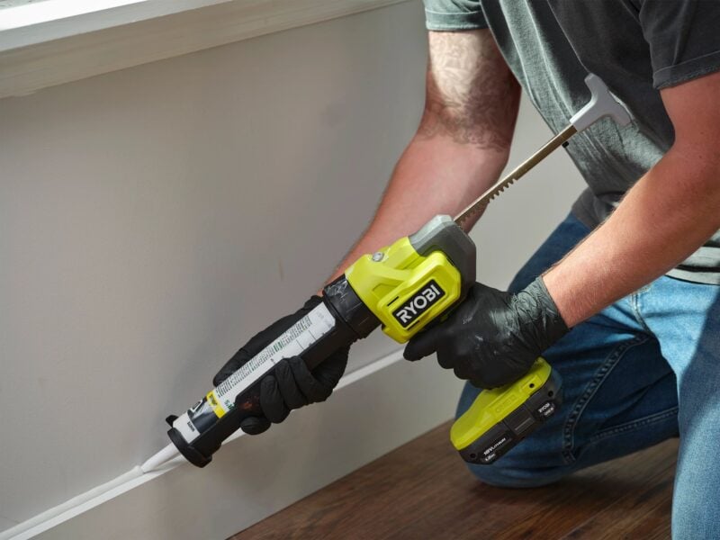 Ryobi 18V Cordless Caulk and Adhesive Gun Review
