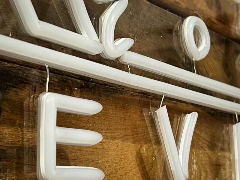 LED neon light wiring