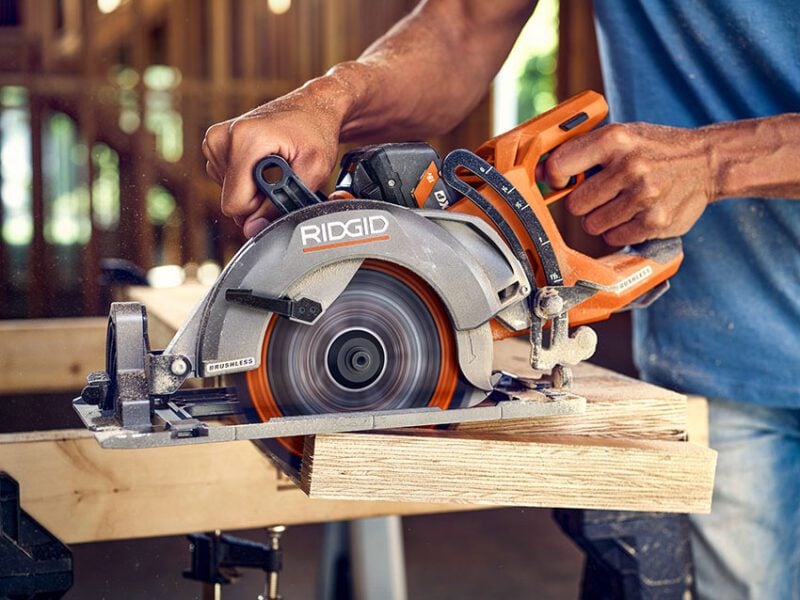 Ridgid 18V Cordless Rear Handle Circular Saw Review