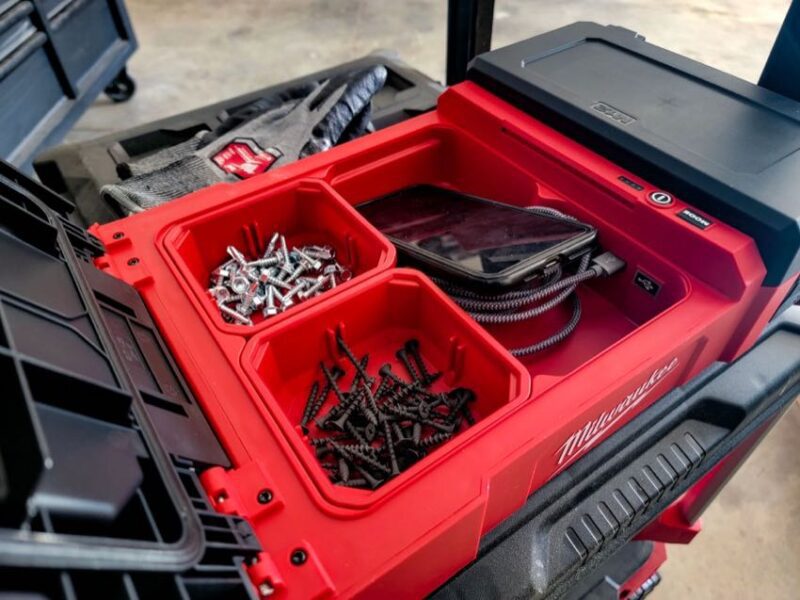 Milwaukee M12 Packout Flood Light