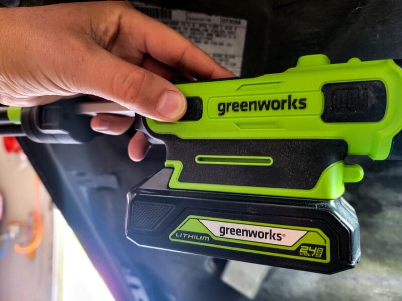 Greenworks 24V Underhood Light