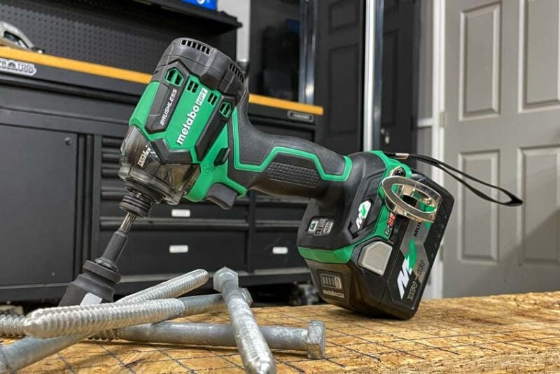 Makita Vs Metabo HPT Impact Driver Head-to-Head Review Lag Screws