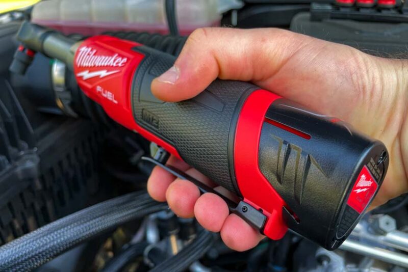 Milwaukee M12 Fuel Cordless High-Speed Ratchet Handle