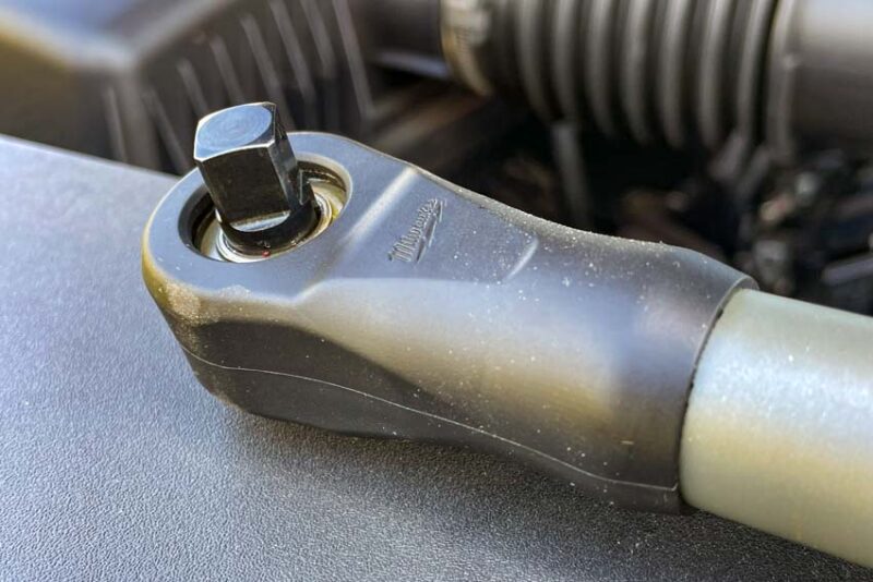 Ratchet head with boot