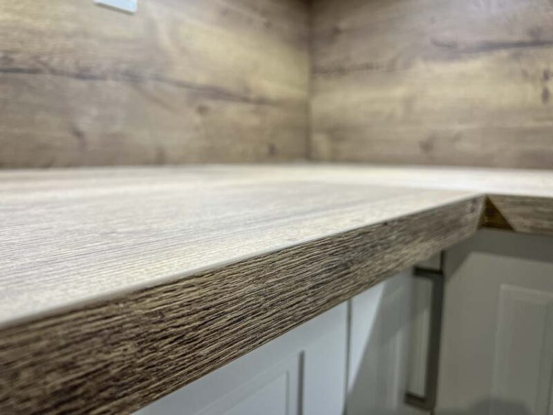 Nobilia 097 Havana Oak countertop
