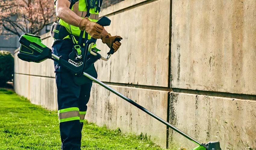 Greenworks Commercial Bike Handle String Trimmer