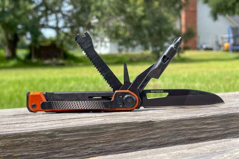 Best EDC (Everyday Carry) Multi-Tool
Gerber Armbar