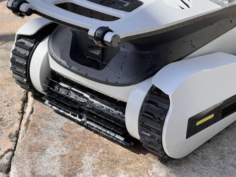 aggressive tank treads