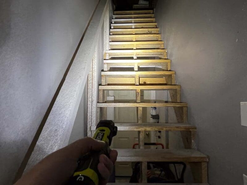 Ryobi Pivoting Flashlight