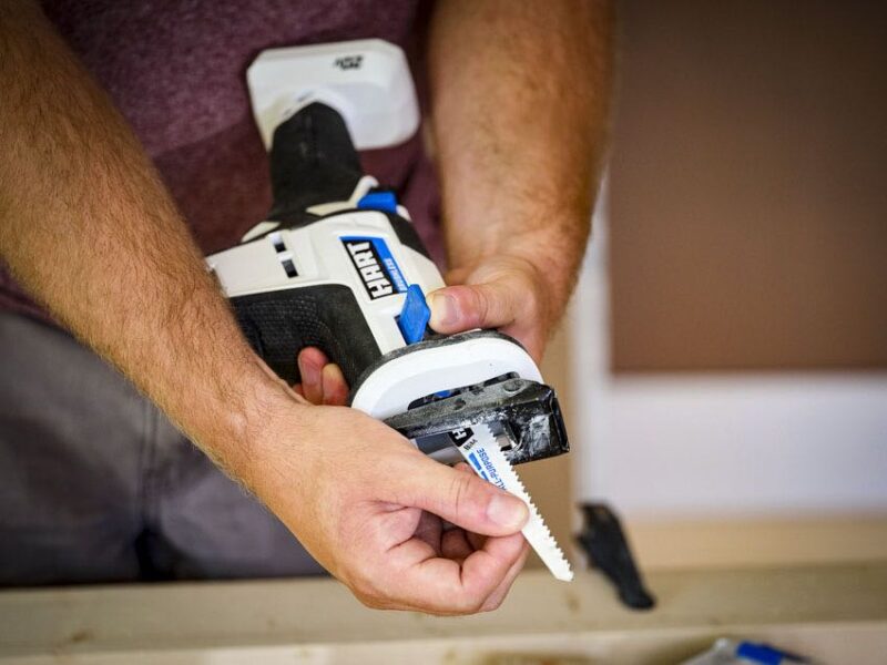 HART blade change lever