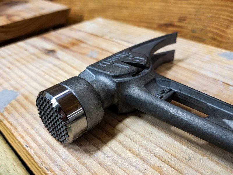 180ยฐ nail puller and milled face