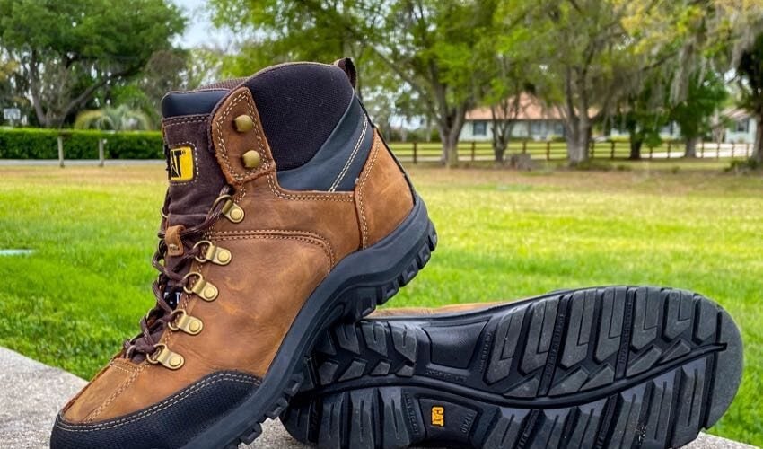 CAT Threshold Work Boots