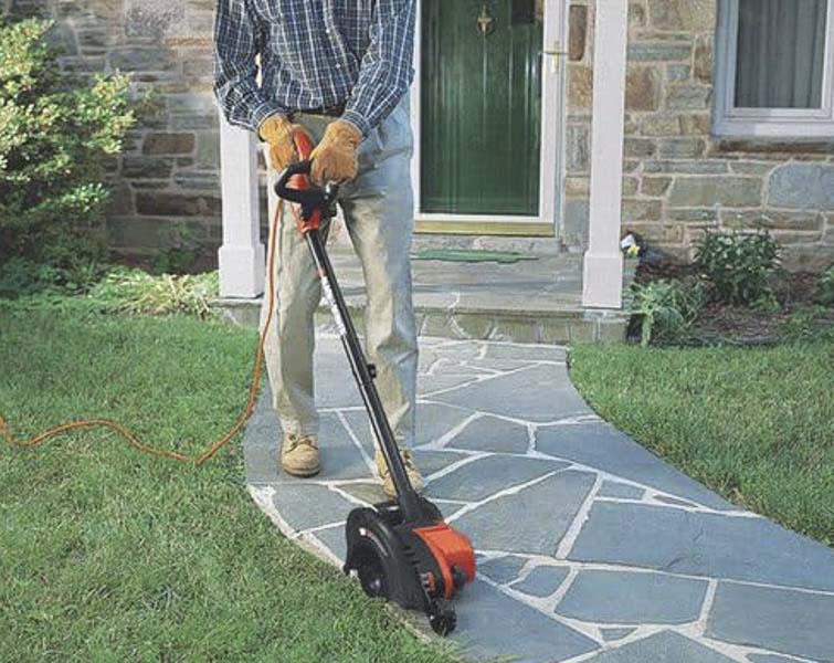 best inexpensive lawn edgers
Black and Decker Corded Edger/Trencher LE750