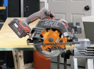 Skil CR5440B circular saw CMT blade