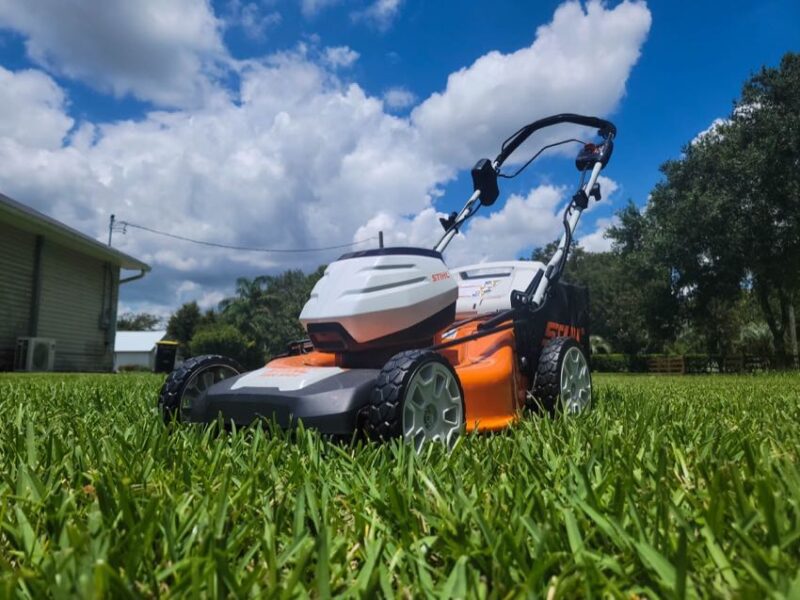 Stihl RMA 510 V Self-Propelled Lawn Mower