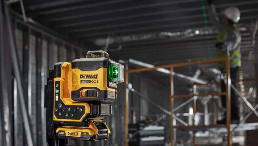 DeWalt 20V Max Remote Control Cross Line Laser