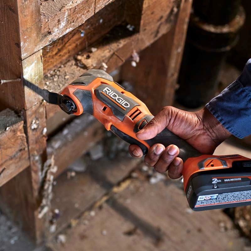 Best Oscillating Multi-Tool Performance: Ridgid 18V Brushless R86242