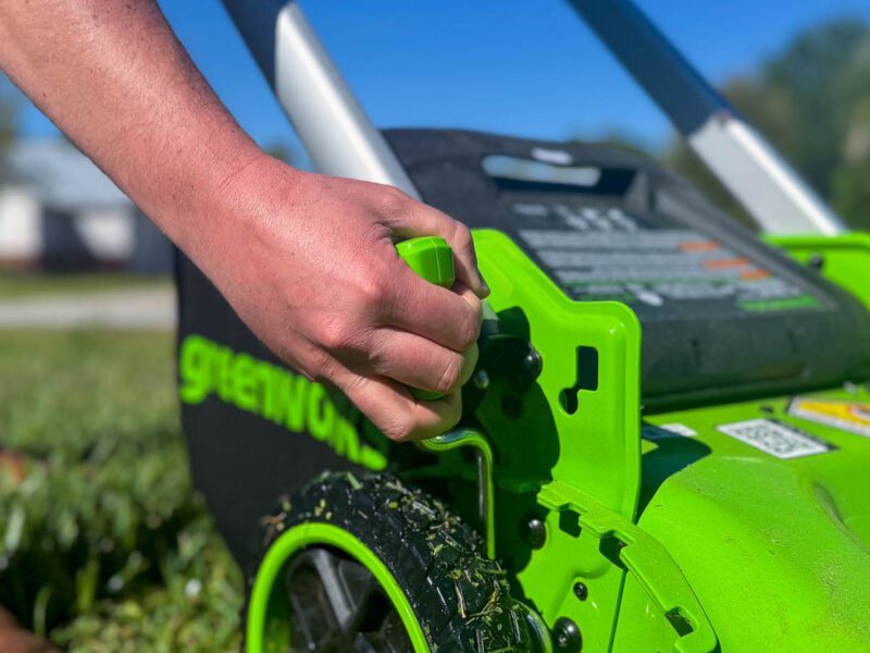 Single-point height adjustment