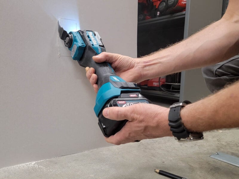 Makita 40V XGT Oscillating Multi-Tool Profile