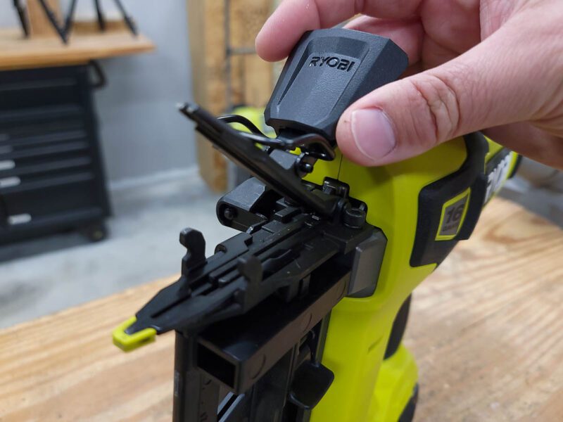 Tool-free jam clearance