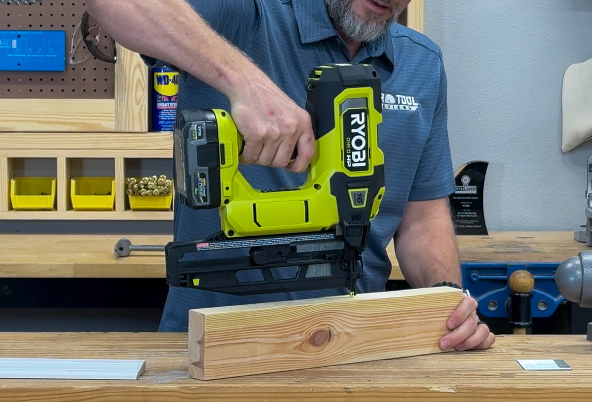 Ryobi 18V 16-gauge Straight Finish Nailer