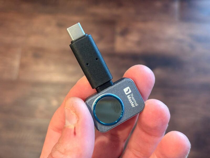 Connecting the Camera