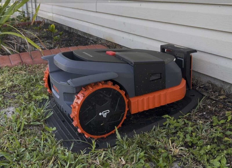 Navimow X390 charger