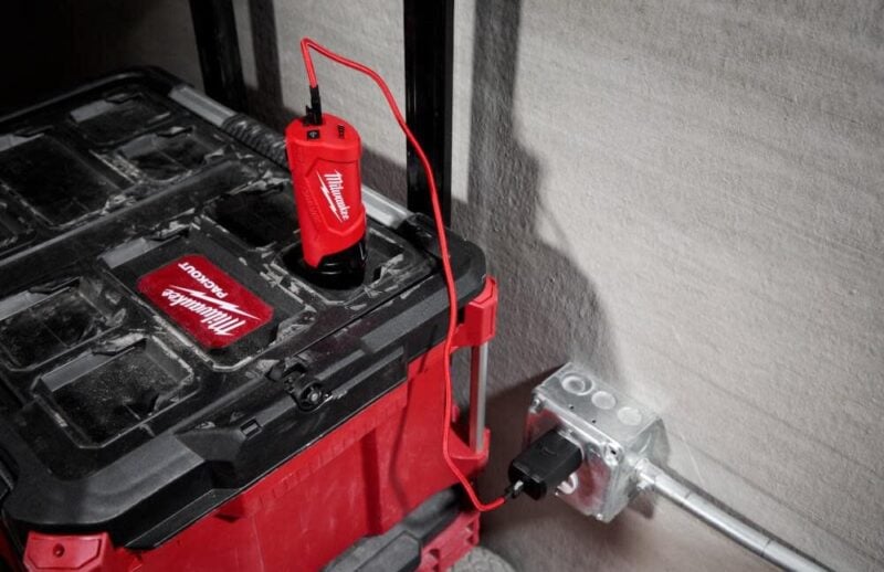 Milwaukee M12 Power Supply