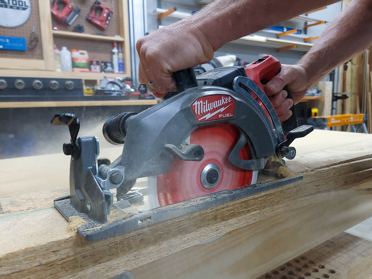 Milwaukee Rear Handle Circular Saw