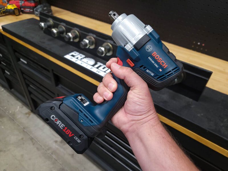Bosch GDS18V-330C Impact Wrench Profile