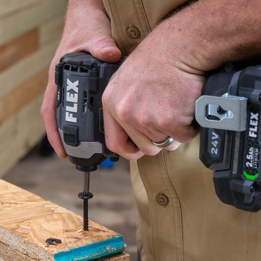Best Overall Cordless Impact Driver: Flex FX1371