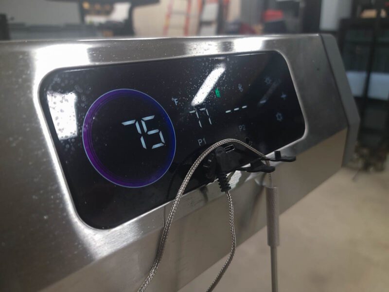 Monument Grills Eminence 405 LCD Panel