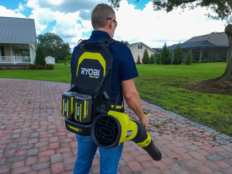 Ryobi 40V 850 CFM Backpack Blower Profile