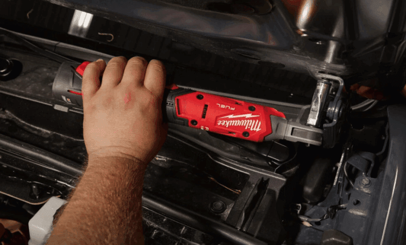 Milwaukee M12 Fuel Ratchet