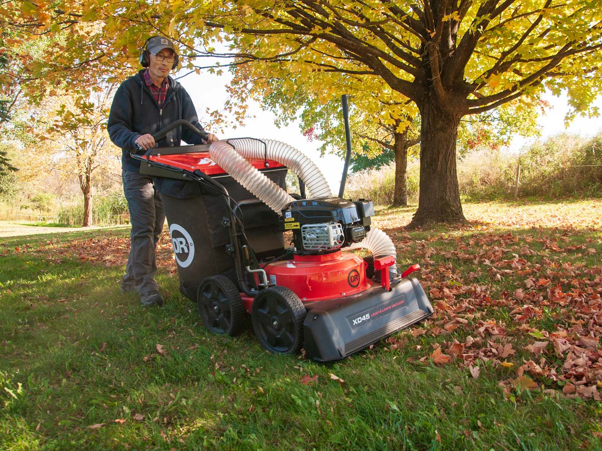 DR XD45 Commercial Leaf and Lawn Vacuum